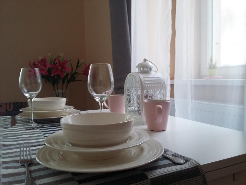 Apartment Vltavska B Praag Buitenkant foto